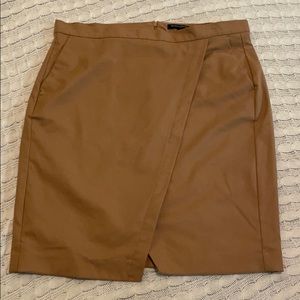 SALE 🎉Banana Republic lined khaki skirt